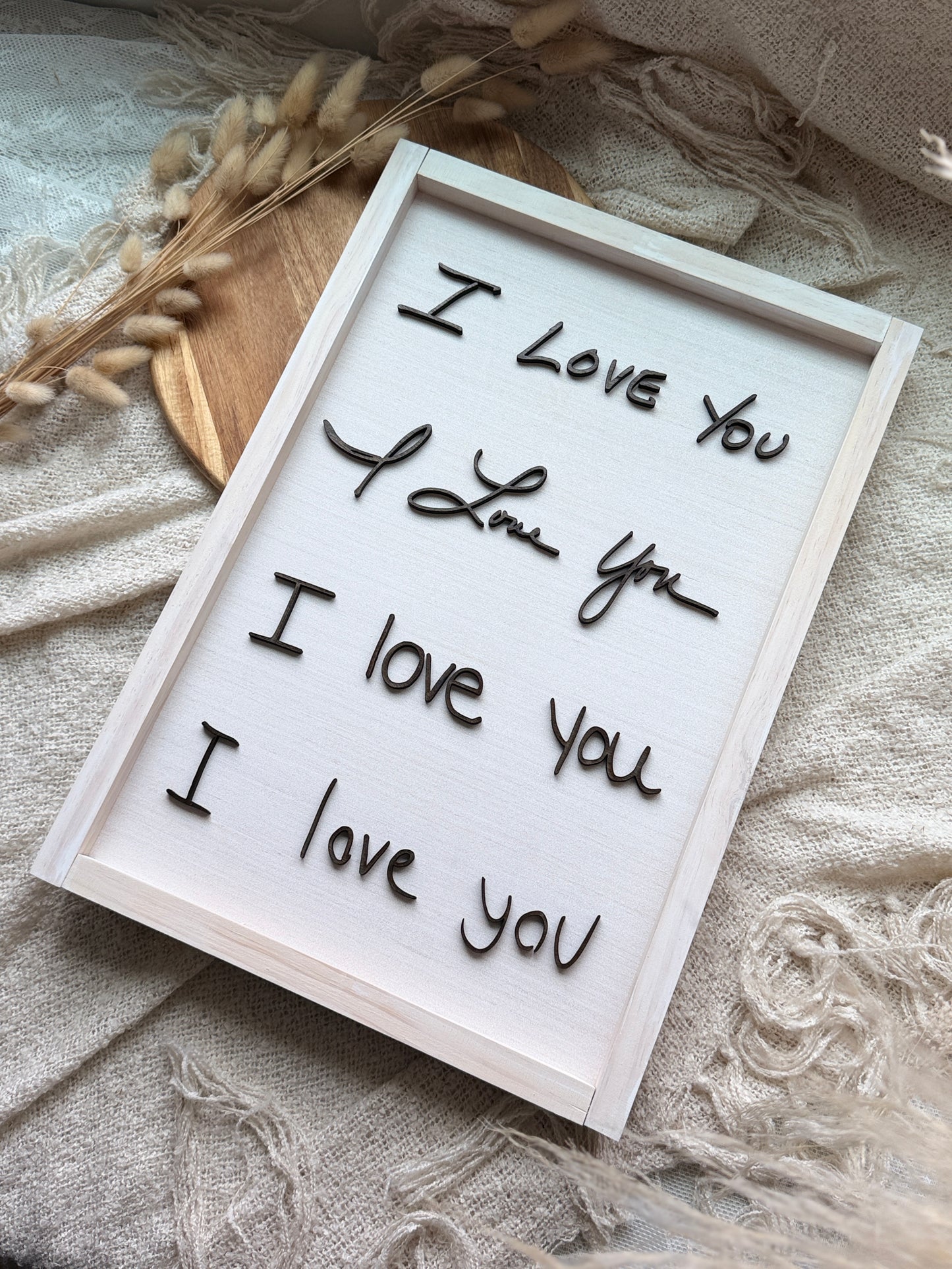 Multiple "I love you" sign